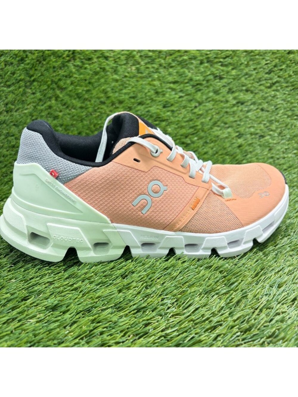 On Cloudflyer 4 Womens Size 8 Peach White Green Athletic Running Shoes Sneakers